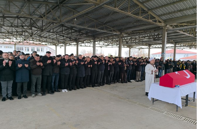 Afyonkarahisarlı Uzman Çavuş Mehmet Yıldız Son Yolculuğuna Uğurlandı - 1