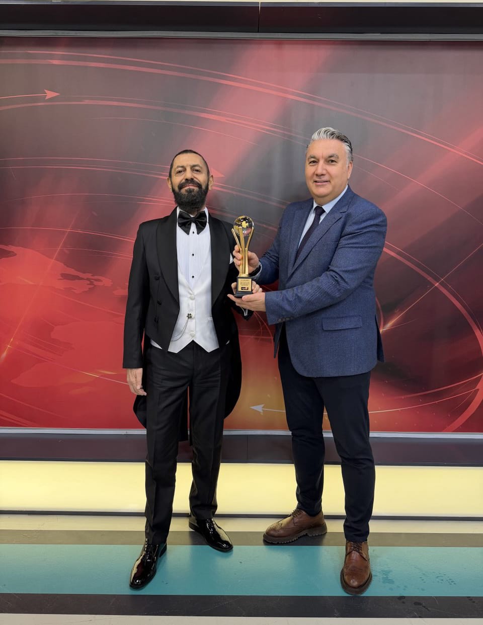 Dünyaca Ünlü Yazar Akif Manaf “Cine1 Barış Ödülü”ne Layık Görüldü - 1