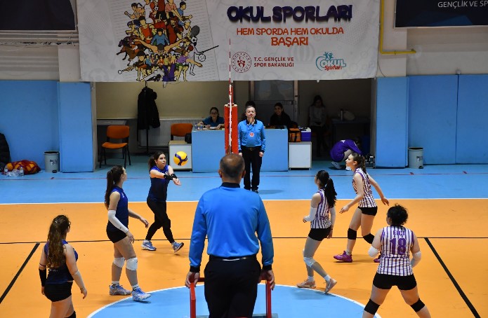 Yıldız Kızlar Voleybol Kulüp Müsabakaları Tamamlandı - 1
