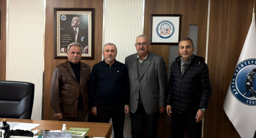 AFYONKARAHİSAR YAZARLAR VE ŞAİRLER DERNEĞİ AFYAŞAD AKÜ FEN EDEBİYAT FAKÜLTESİ DEKANI PROF.DR. HÜSEYİN KOÇAK’I ZİYARET ETTİ. - 1