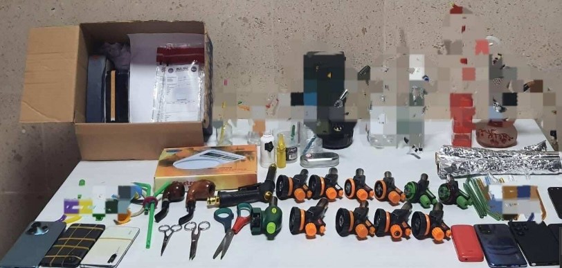 Afyonkarahisar’da Jandarmadan Uyuşturucu Operasyonu: Çok Sayıda Madde ve Aparat Ele Geçirildi - 1