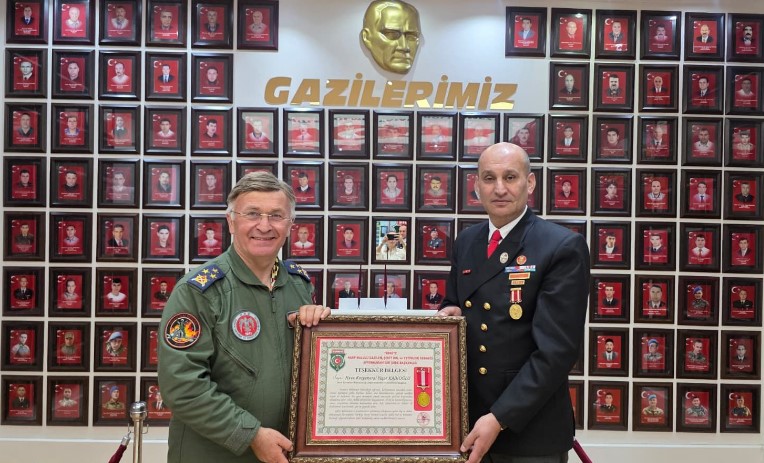 Korgeneral Kadıoğlu’ndan Şehit Aileleri ve Gazilere Anlamlı Ziyaret - 1