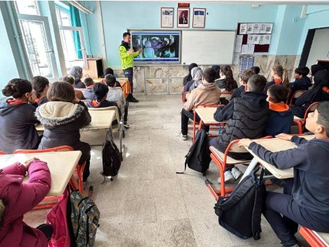 Afyonkarahisar’da Jandarmadan 685 Öğrenciye Trafik Eğitimi - 1