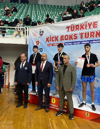 Afyonkarahisarlı Sporculardan Kickboks Türkiye Şampiyonası’nda Önemli Başarı - 1