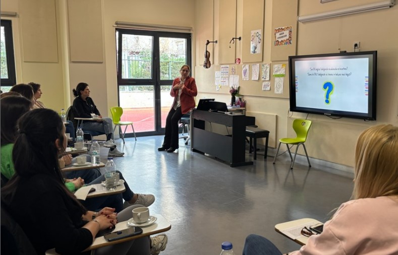 VELİLER DE ÖĞRENCİ OLDU