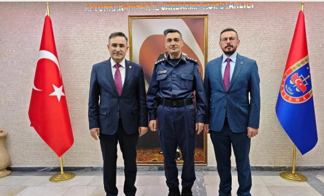 Milletvekili Hasan Arslan’dan İl Jandarma Komutanı Murat Kaya’ya Ziyaret