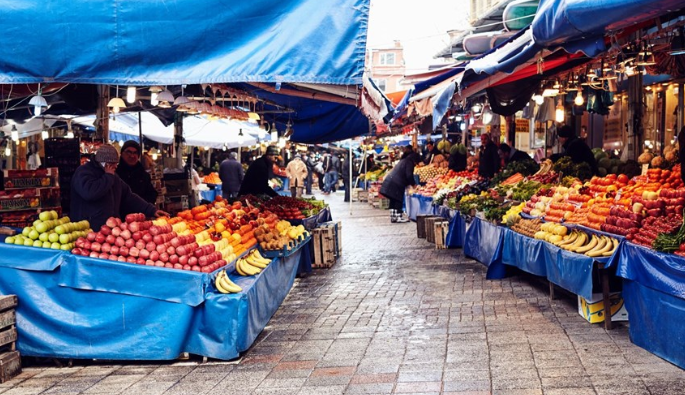Akaryakıt Zamları Pazarı Vurdu: Sebze ve Meyve Fiyatları Yüzde 50 Arttı - 1