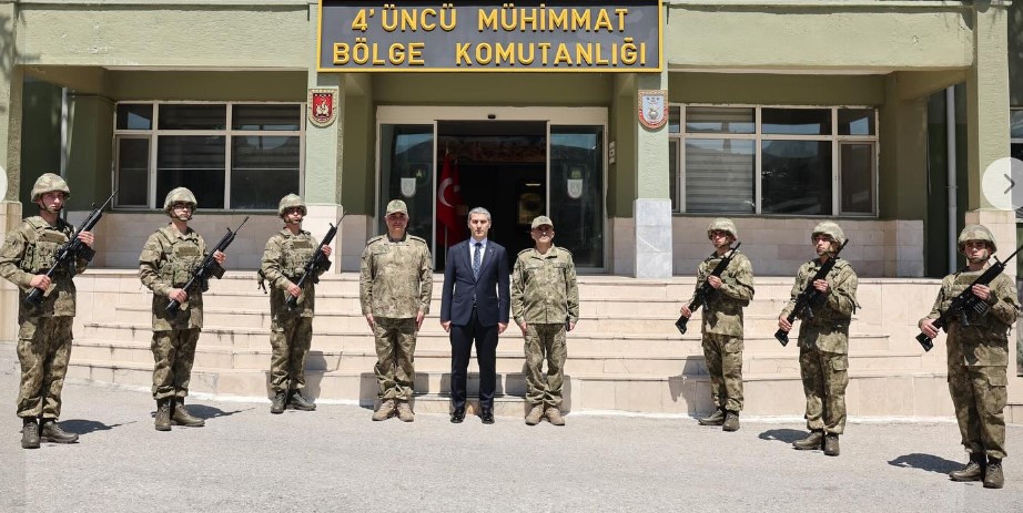 Afyonkarahisar Valisi Dr. Naci Aktaş’tan Mühimmat Birliklerine Ziyaret - 2