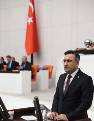 MİLLETVEKİLİ DR. HASAN ARSLAN’DAN 23 NİSAN MESAJI: “MİLLİ İRADENİN GURURU, EVLATLARIMIZIN ACISIYLA HARMANLANDI”