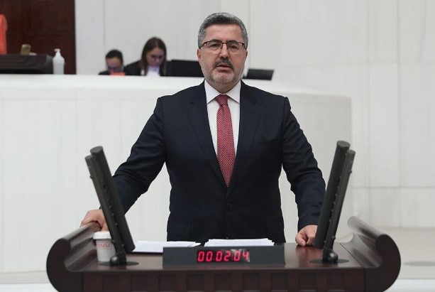 AK Parti Afyonkarahisar Milletvekili Ali Özkaya, 23 Nisan Ulusal Egemenlik ve Çocuk Bayramı dolayısıyla bir mesaj yayımladı.