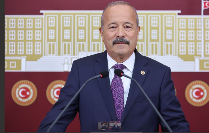 Milletvekili Mehmet Taytak, TBMM’nin açılışının 106.yılı ve 23 Nisan Ulusal Egemenlik ve Çocuk Bayramı nedeniyle bir mesaj yayınladı.