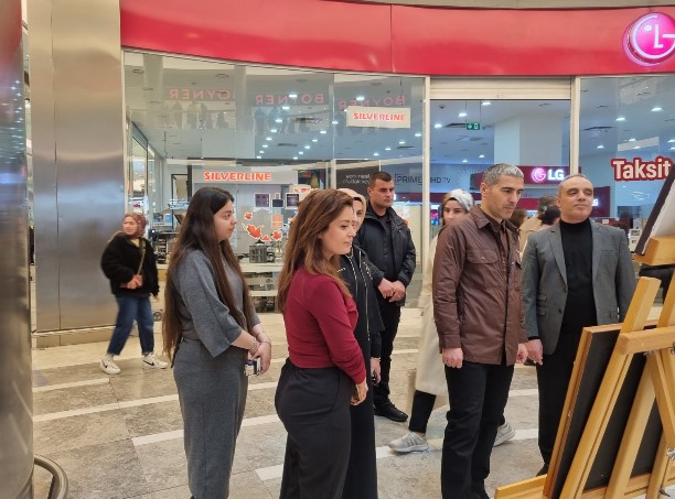 KADEM Annelerin elinden sergisinin açılışını gerçekleştirdi