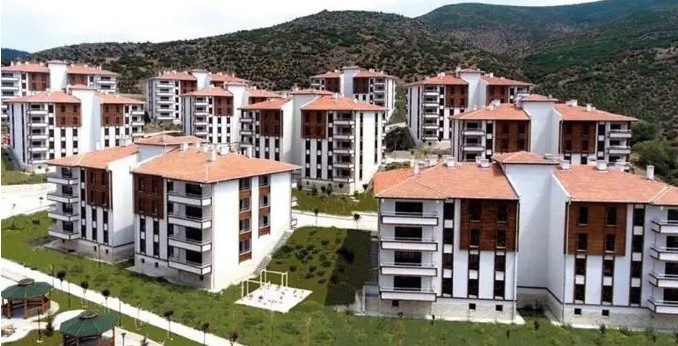 Gökçe 2. Bölge Konutları’nın teslimi gerçekleştirilecek.