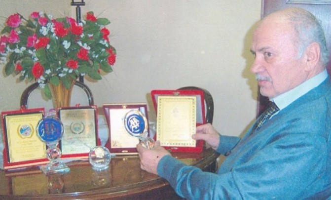 Gazeteci Ayhan Kalkan Hayatını Kaybetti.