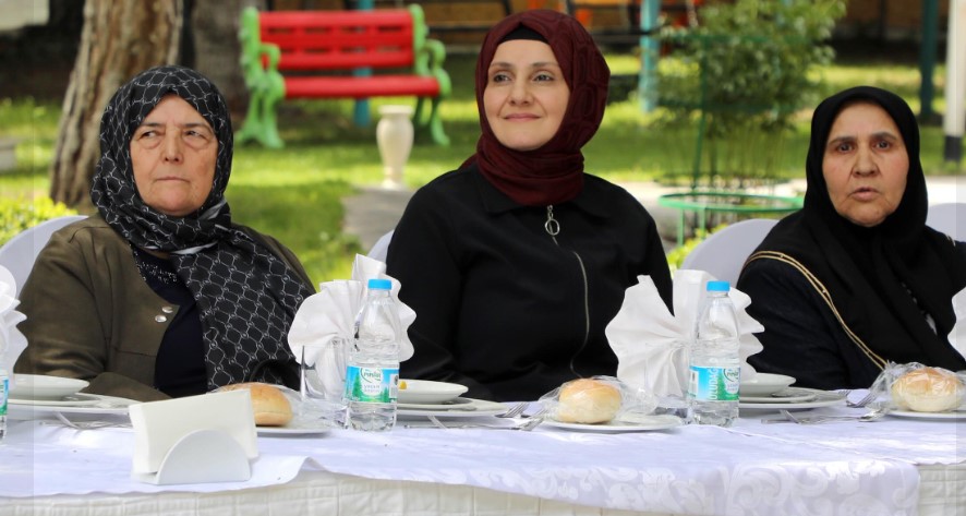Şehit Anneleri Anneler Günü’nde Valilik Konutunda Misafir Edildi - 2